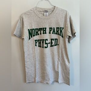 Gildan Heavy Duty Cotton Gray Green North Park Phys-ed Short Sleeve Crew T-shirt